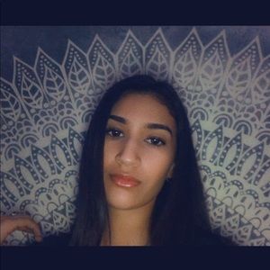 Meet your Posher, Sofia